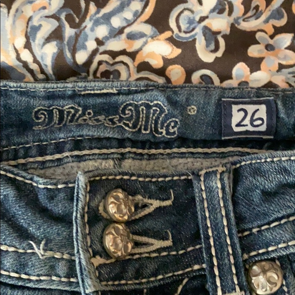Jeans - Picture 2 of 6